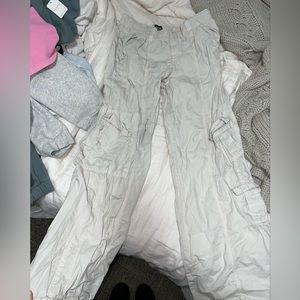 urban outfitters cargo pants